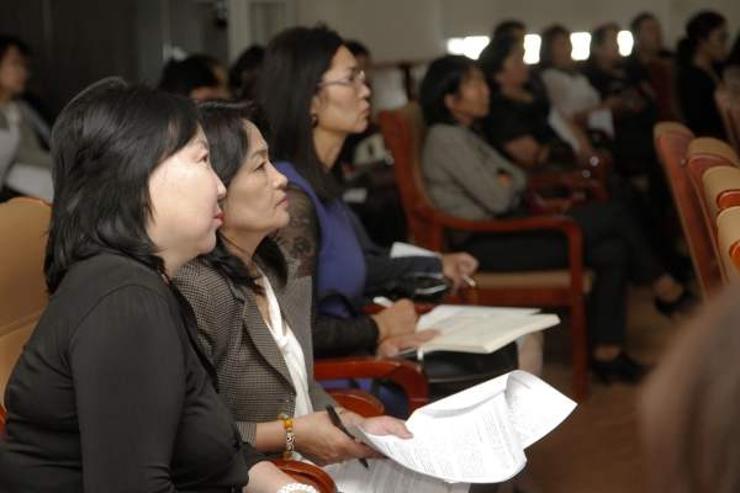 ”Монгол хүний эрүүл мэнд-Хүнсний аюулгүй байдал” хуралдаан боллоо