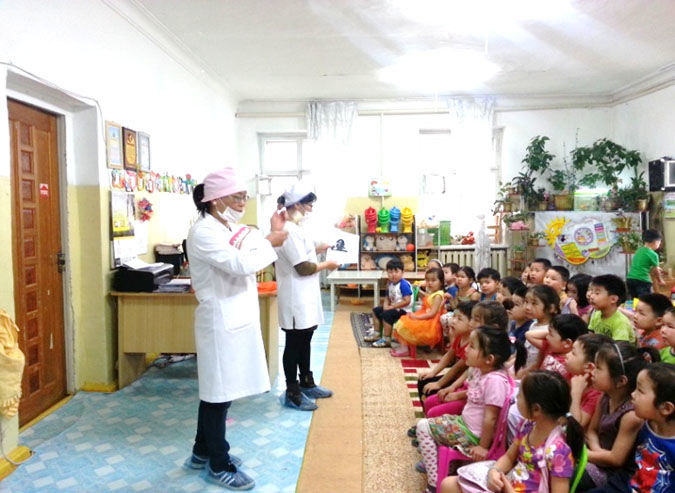 8000 орчим хүүхдийг шүдний үзлэгт хамруулна