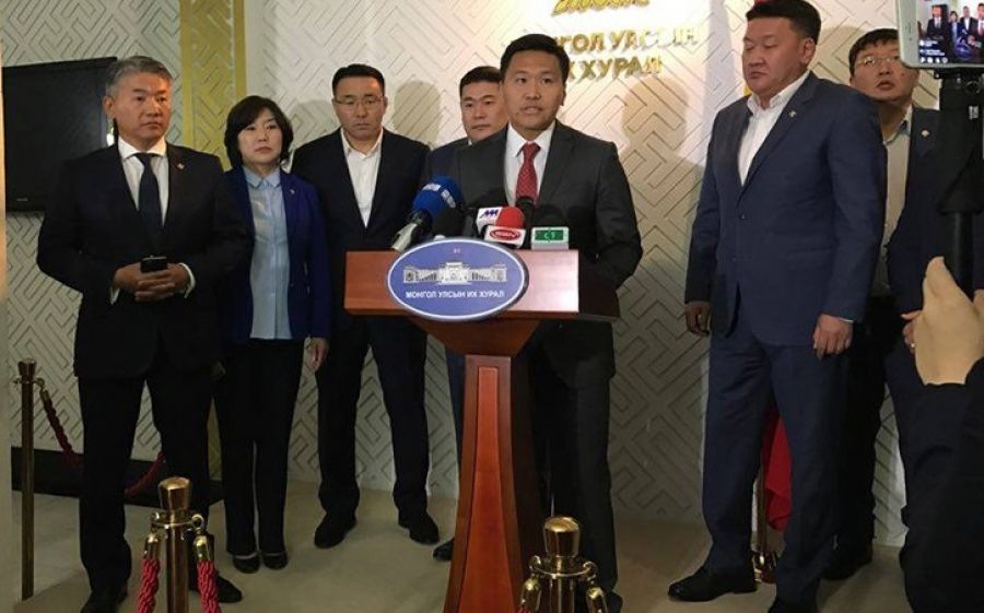 “Амбийц” Аюурсайханы нэр ЗГХЭГ-ын даргад яригдаж байна