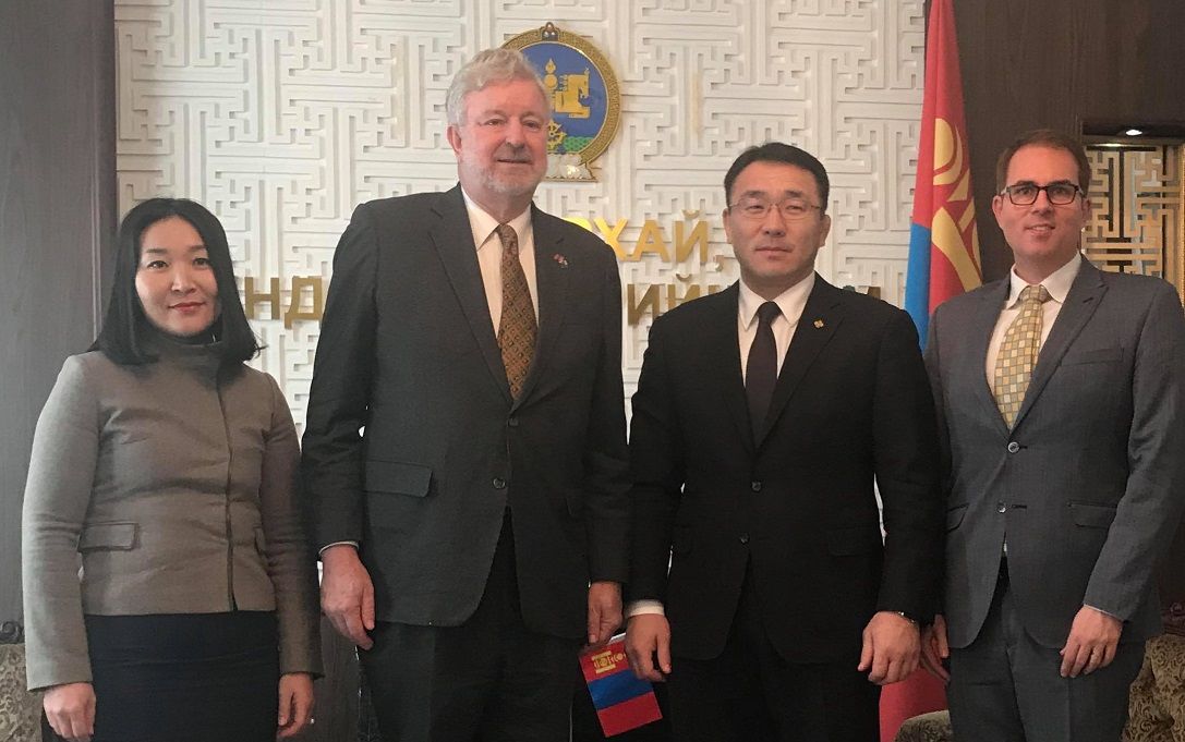 Сайд Д.Сумьяабазар Австралийн элчин сайдыг хүлээн авч уулзлаа 