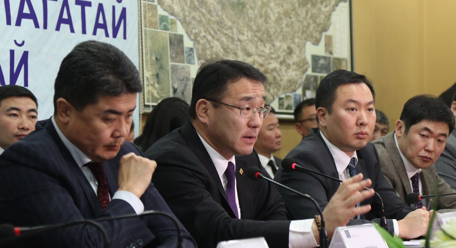 Уул, уурхайн яам 2017 онд төлөвлөгөөгөө даван БИЕЛҮҮЛЖЭЭ