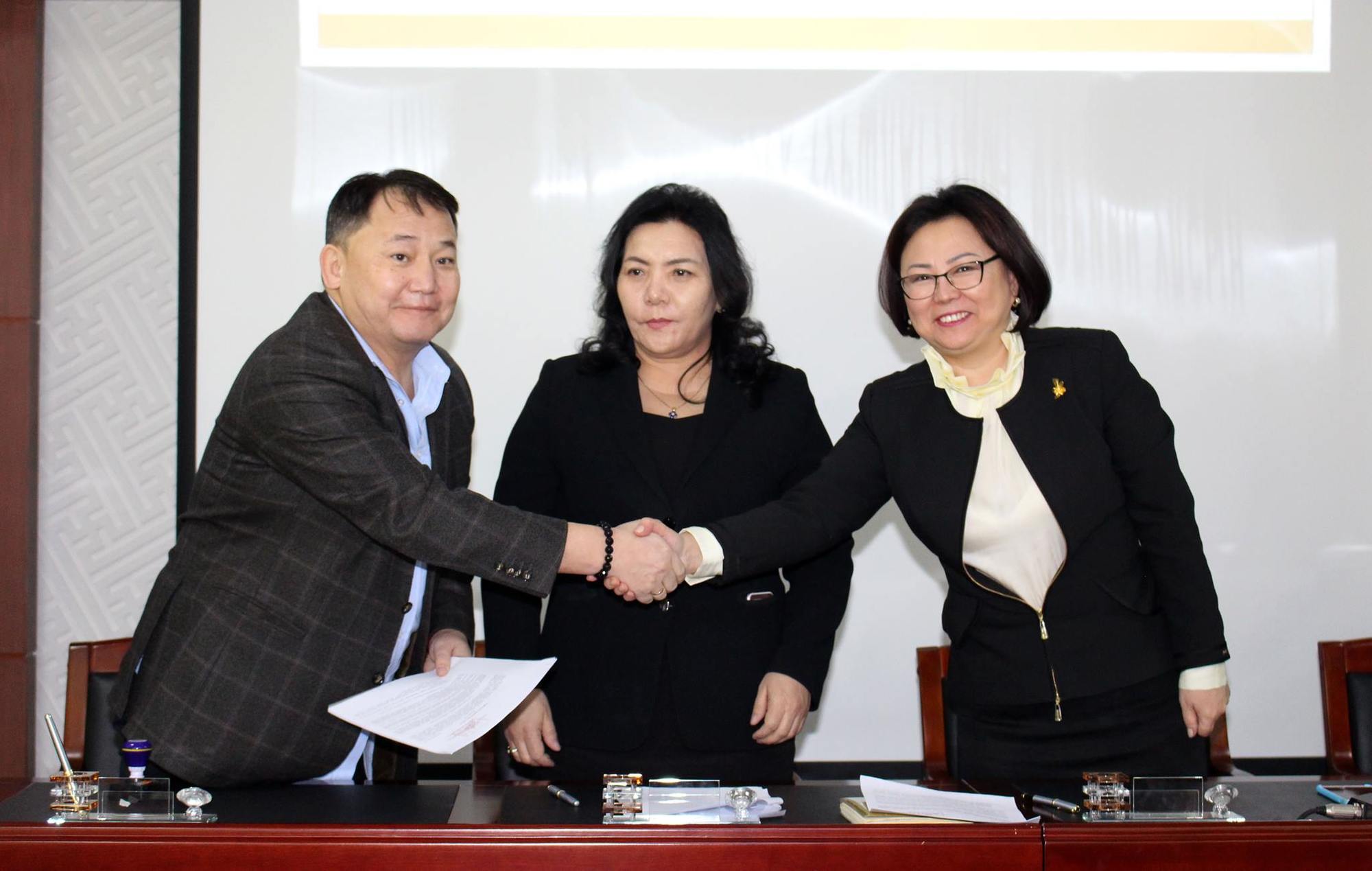 БГД-ийн иргэд дүүргийнхээ хувийн эмнэлгүүдээр ХӨНГӨЛӨЛТТЭЙ үйлчлүүлэх боломжтой боллоо