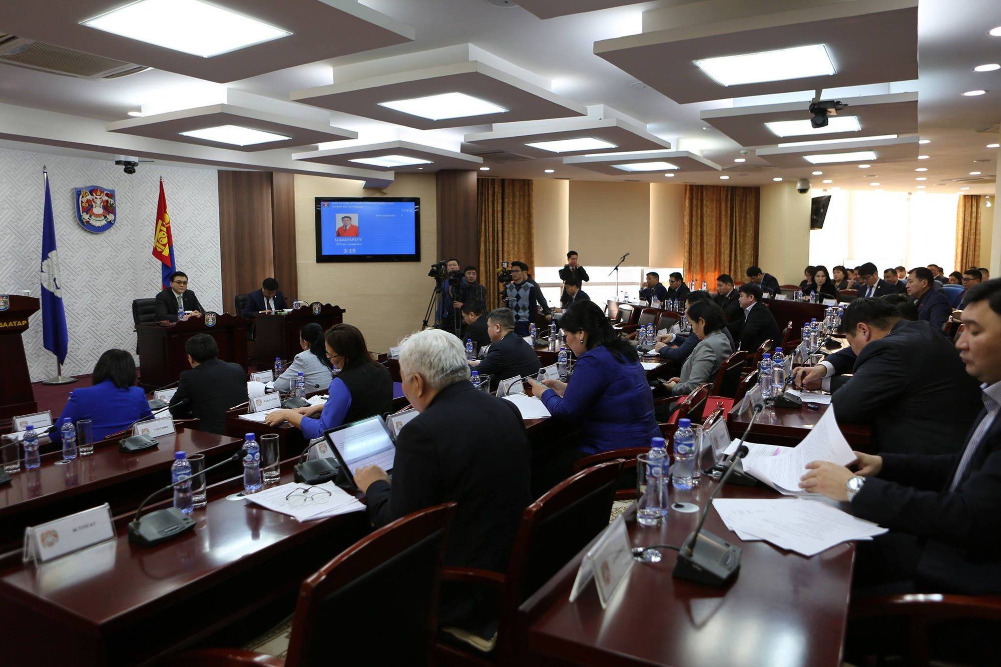 НИТХ гэр хорооллыг орон сууцжуулах чиглэлээр хэлэлцэж байна