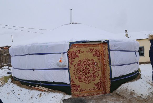 Тэд ядаж л дулаахан ӨВӨЛЖИНӨ