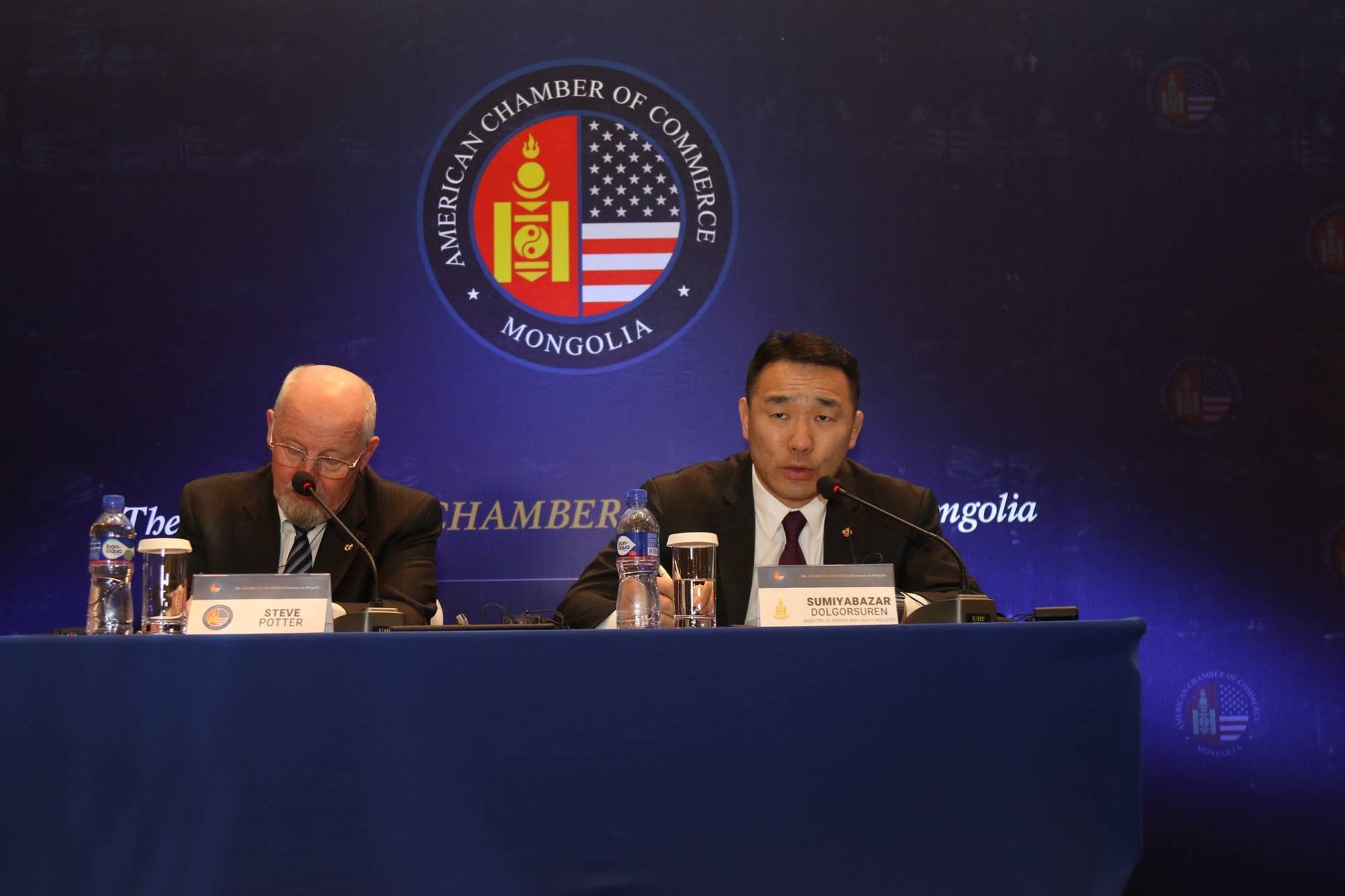 Сайд Д.Сумьяабазар Амчамын гишүүдтэй уулзлаа