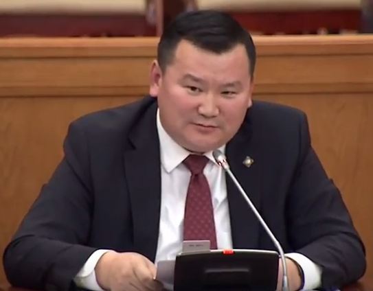 Л.Мөнхбаатар: Ханх, Хатгал, Мөрөнгийн замд хөрөнгө оруулалт хийснээр олон улсын замтай болно