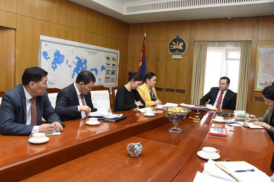 Наадам хүртэл морь уралдуулахыг хориглох санал гаргав