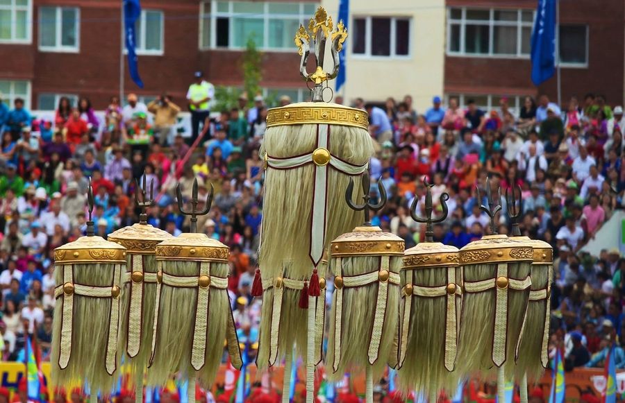 Наадмын найруулагчийн сонгон шалгаруулалт зарлалаа