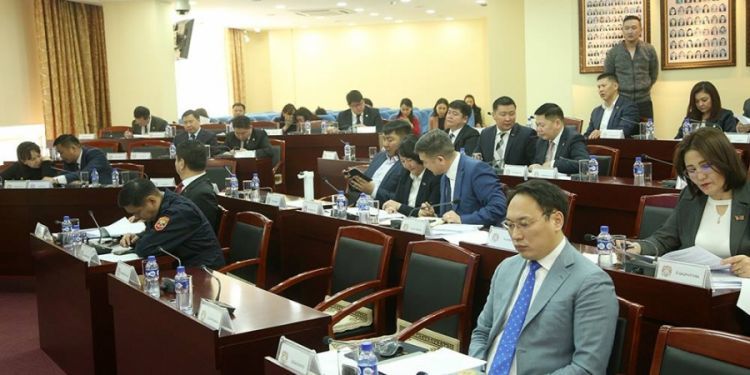 НИТХ-ын нэгдсэн хуралдаан болж байна