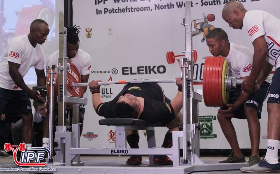 Б.Чимэдцэрэн Дэлхийн аварга боллоо