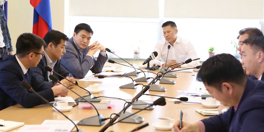 ”Зуун айл”-ыг нүүлгэн шилжүүлэх ажлыг эхлүүлнэ