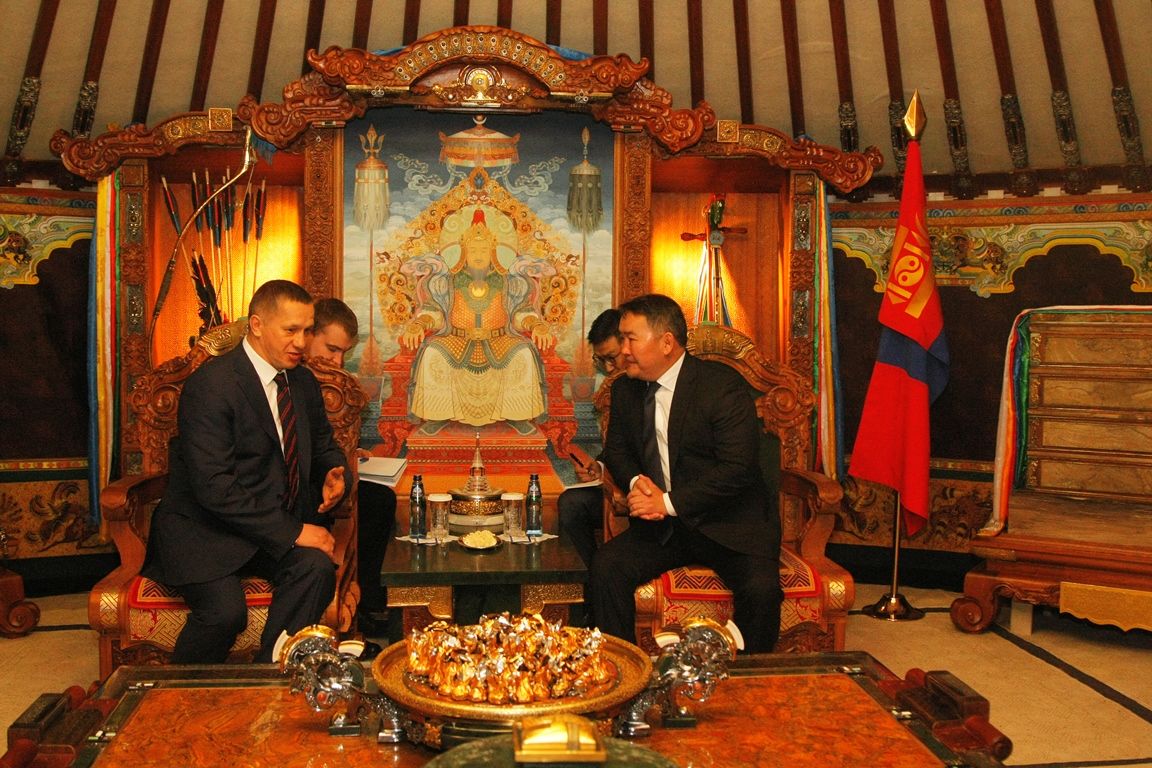 В.Путины бие төлөөлөгч Ерөнхийлөгчтэй уулзлаа