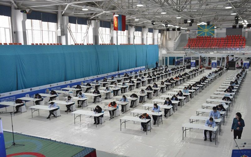 Шалгалтын дүнг шууд засах шилэн технологийг туршлаа