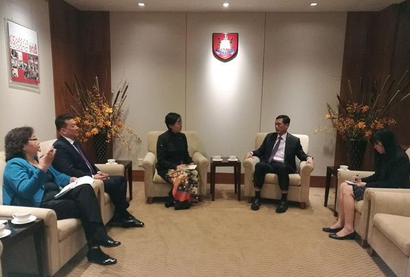 Сингапур улстай оюутан солилцох талаар зөвшилцлөө