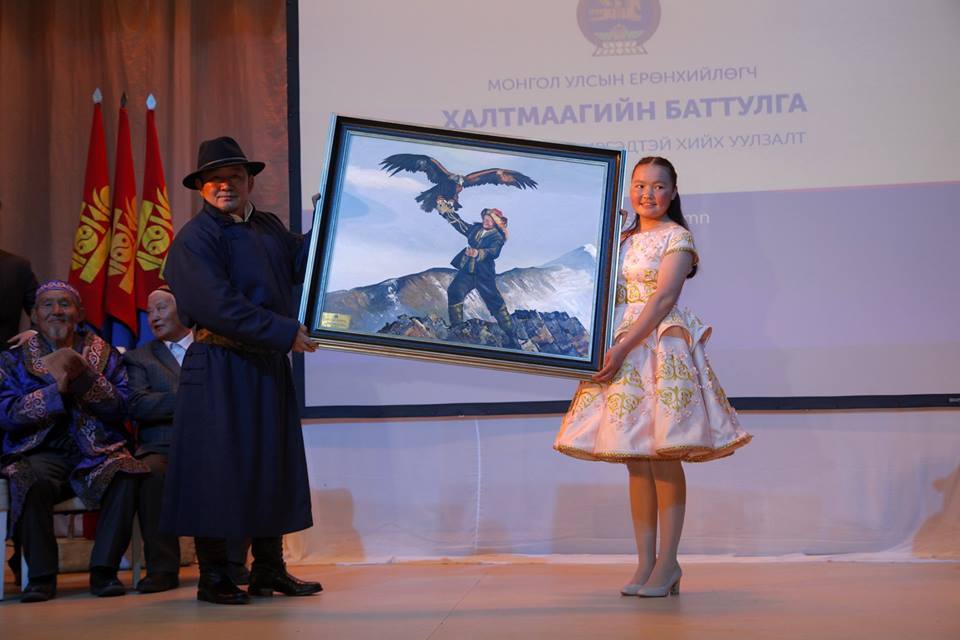 Баруун аймагт ажилласан Ерөнхийлөгчид тохиолдсон сонин