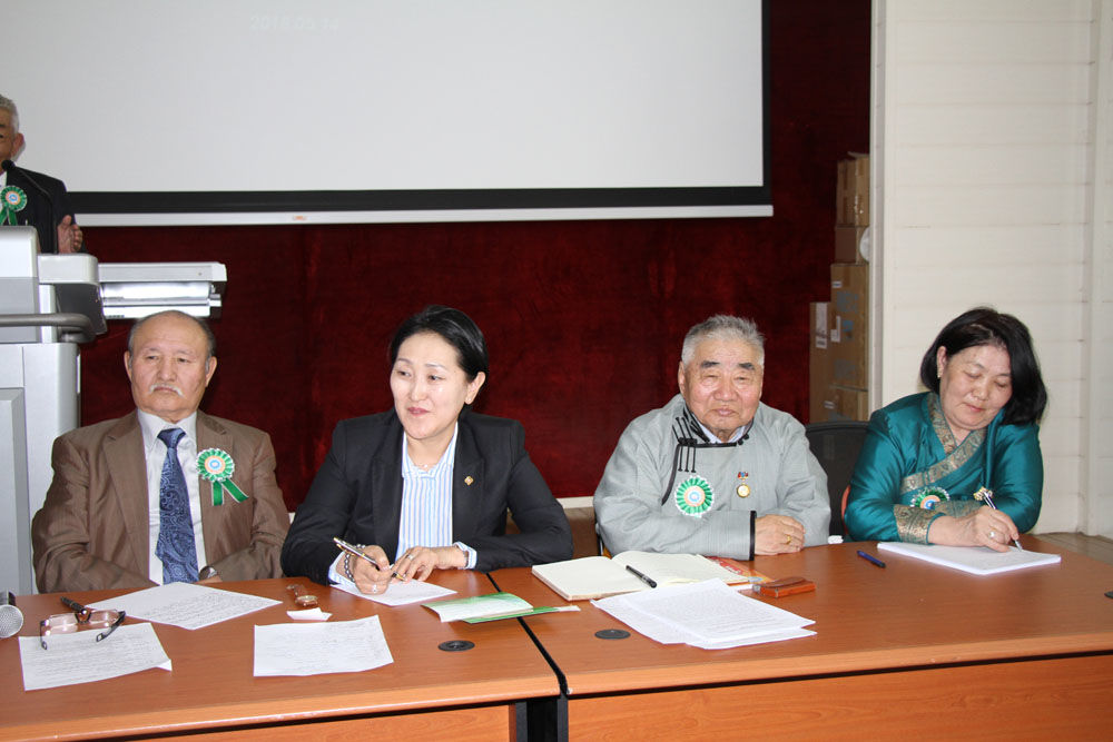 Ахмад багш нарын оролцоог нэмэгдүүлнэ