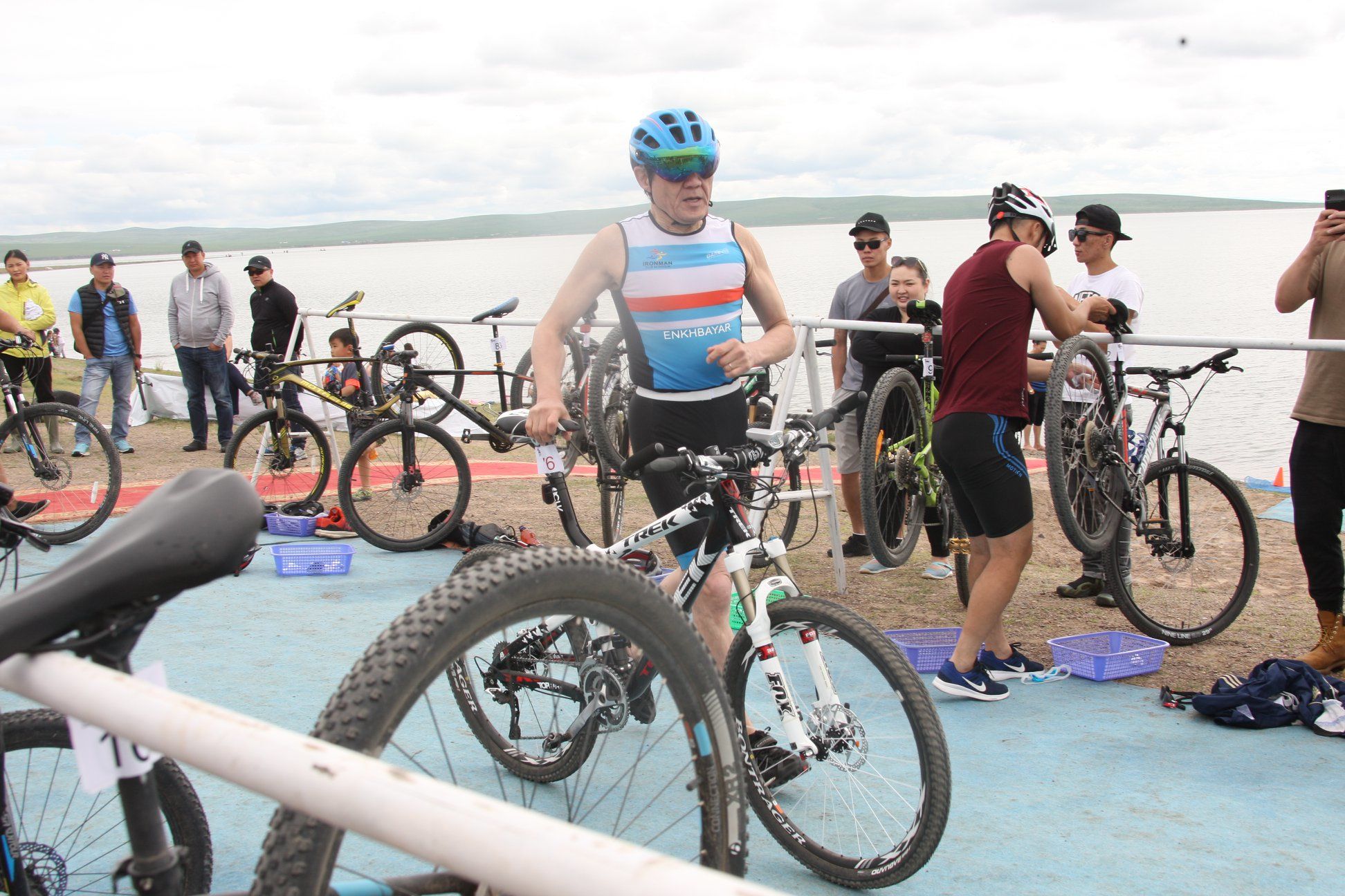 Триатлоны УАШТ-д экс Ерөнхийлөгч Н.Энхбаяр өрсөлдөв