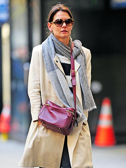 Кейт Холмезийн гундуу царай