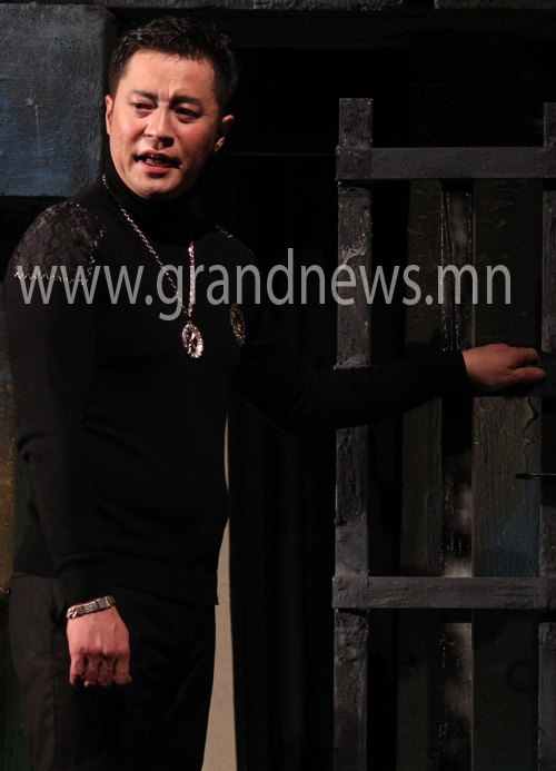 Гамлет баяртай