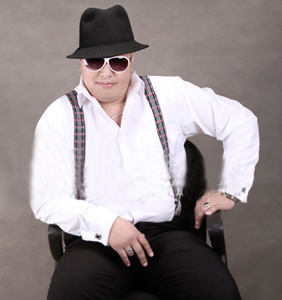 “Хатан цэцэг” цомог мэндэллээ…