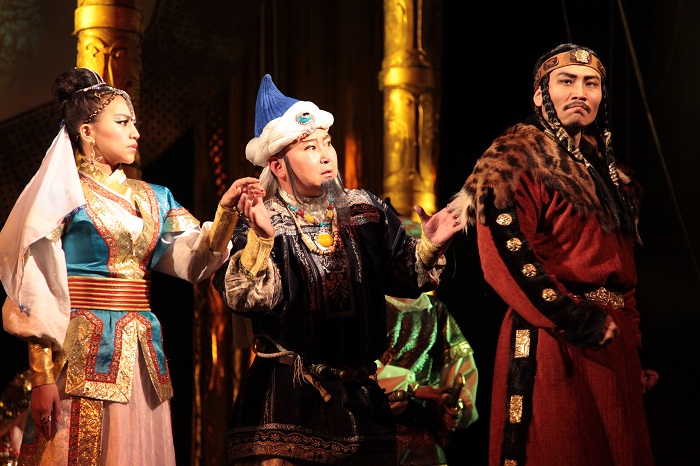 “Тэнгэрийн хүү”  дахин газарт 