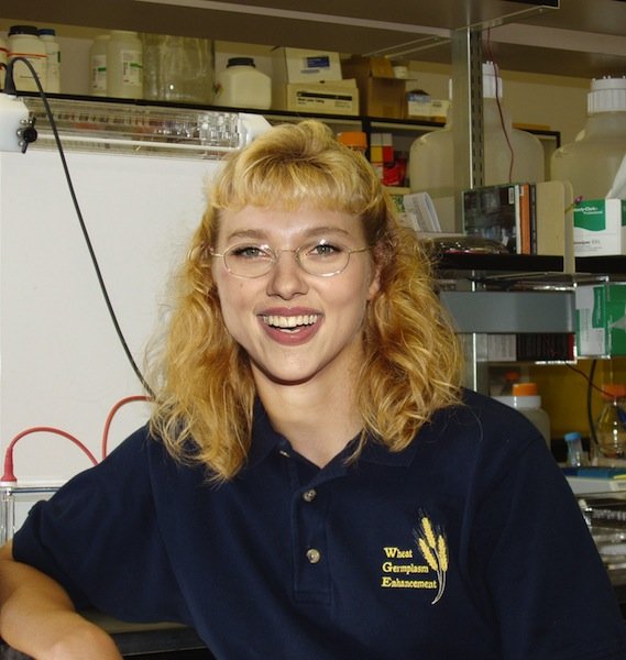 Алдартнууд фотошопдуулжээ