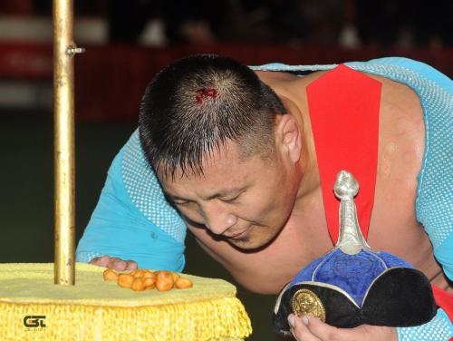 Эрчүүдийн жудаг хаачив