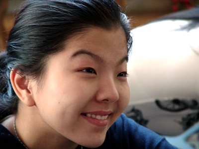 Монголд биш гадаадад 