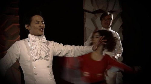 “Амьддаа бие биеээ хайрла” 