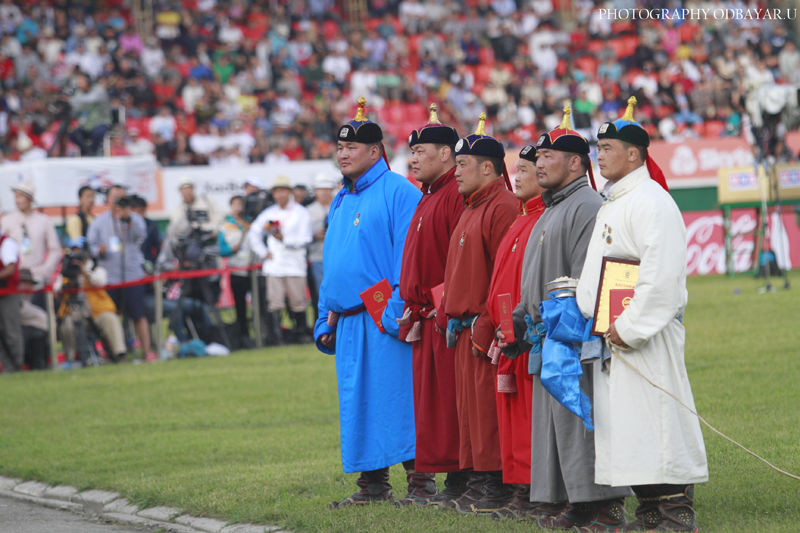 Допинг илэрсэн Д.Адьяабат, Б.Суманчулуун нарын цолыг хураах уу?