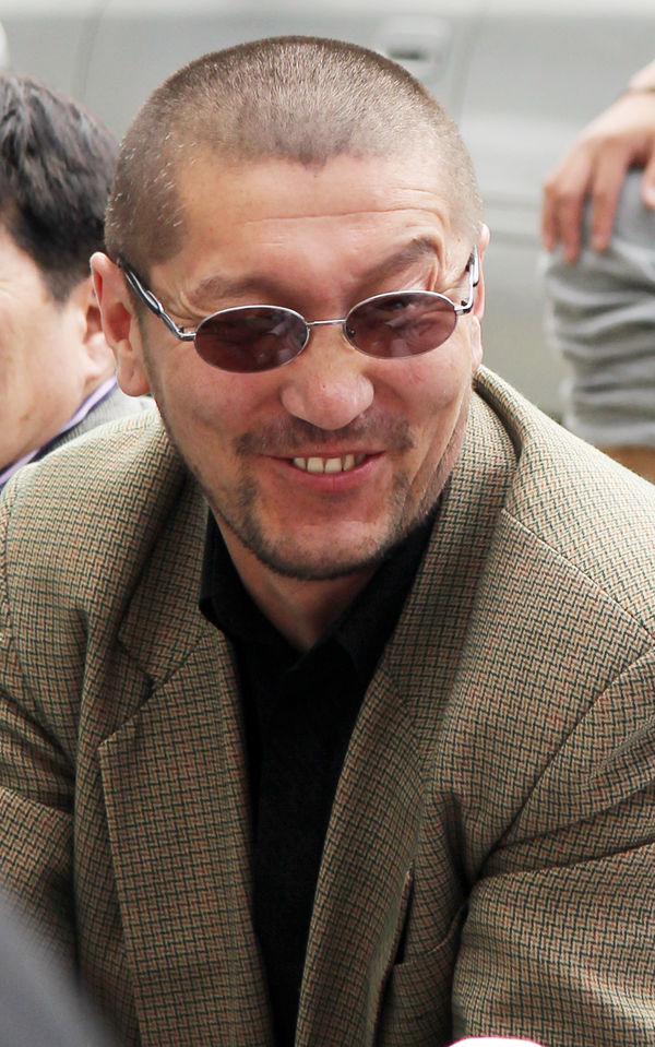 Бурхан “сургадаг” Б.Галсансүх охинтой болжээ