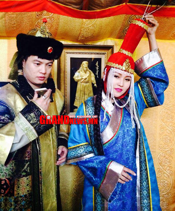 Соёлоо Б.Тамирыг A Cool-ээр сольсон уу?