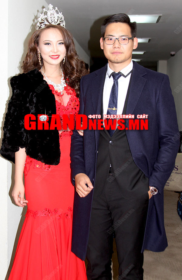 Дэд миссийн дэгжин хархүү