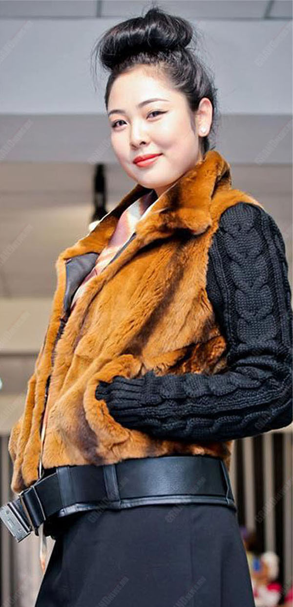 Цуутай хуримласан  Б.Бадамцэцэг төрхөмдөө амьдарч байна гэв үү?