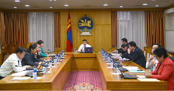 Н.Алтанхуяггүй анхны хуралдаан