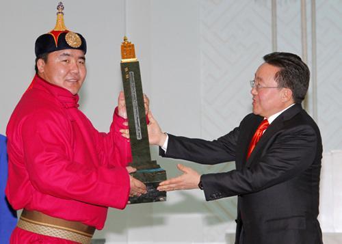 Ерөнхийлөгчийн цомын төлөө 128 хүчтэн зодоглоно