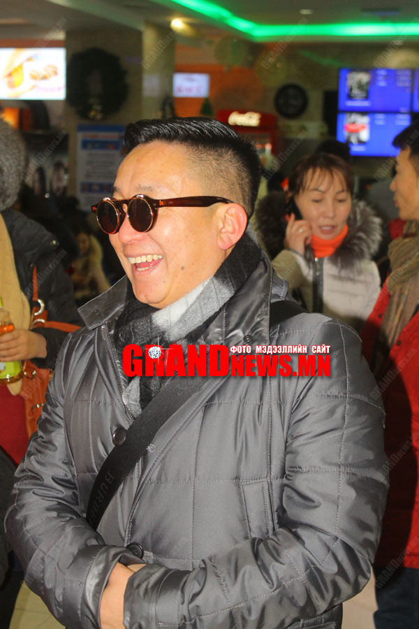 Сенсаацитай Мөөжиг 