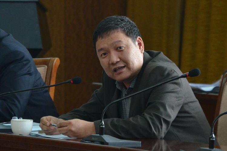 Шинэхэн дарга Б.Болор