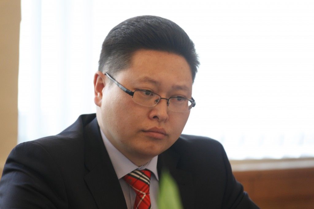 Ерөнхий прокурорын суудалд хэн суух вэ?