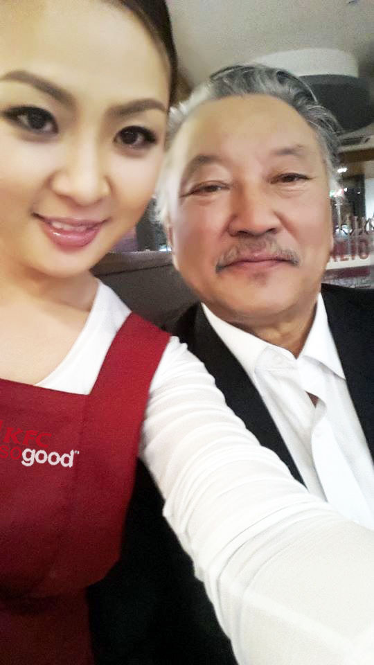 KFC жүжигчин Хуланг сонгосон уу? 