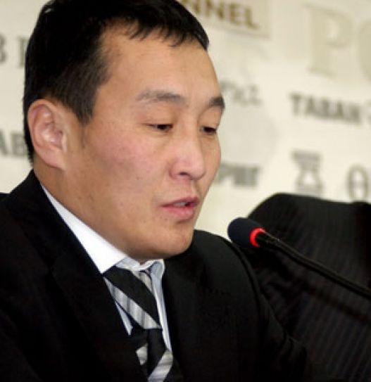 Дахиад л тав хоног