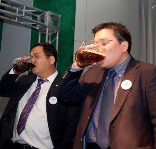 Эротик уруултнууд