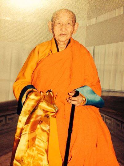 25 хоног самади бясалгалд суусан ламтан