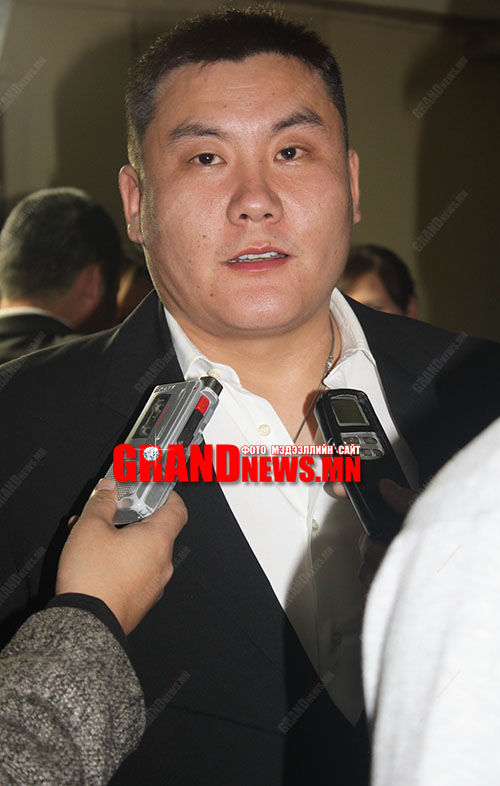 “Монгол тулгатны зуун эрхэм” хэнийх вэ?