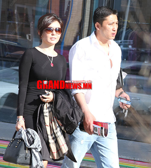 Сүндэрээ ”Барак Обама”-гийн хүүхдийг төрүүллээ 