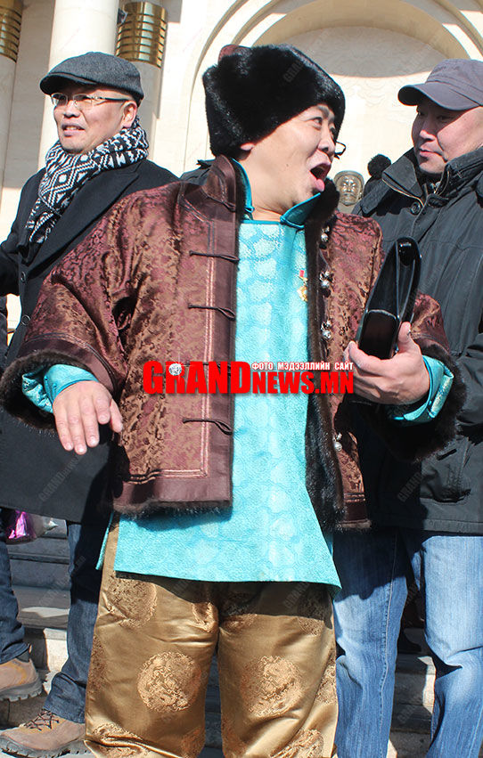 Аглуугийн 60 настай гутал