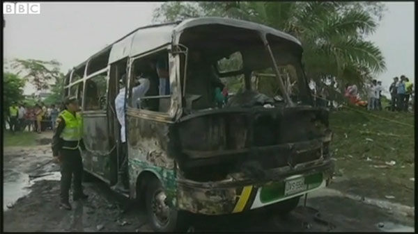 Автобус шатаж 30 хүн амь үрэгдэв