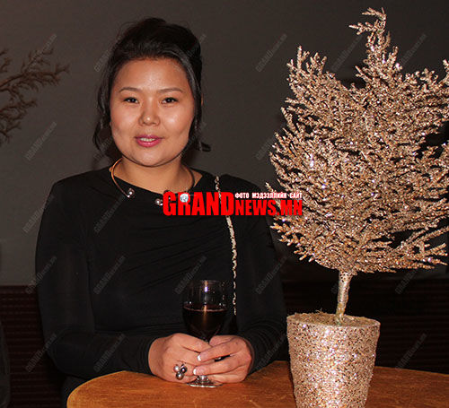 С.Жавхлангийн экс гэргий амаржина