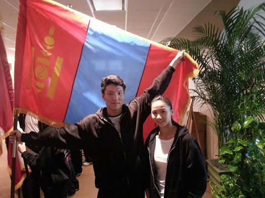 О.Ганцоожид баяр хүргье