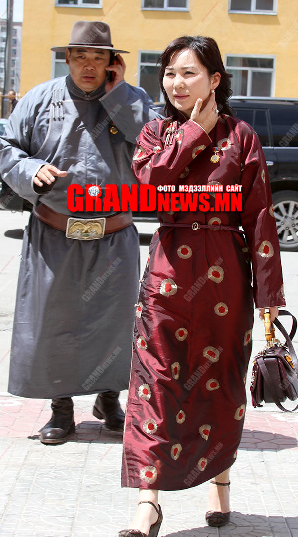 Т.Баясгалангийн “Баяжих нь баараггүй бат” ХХК